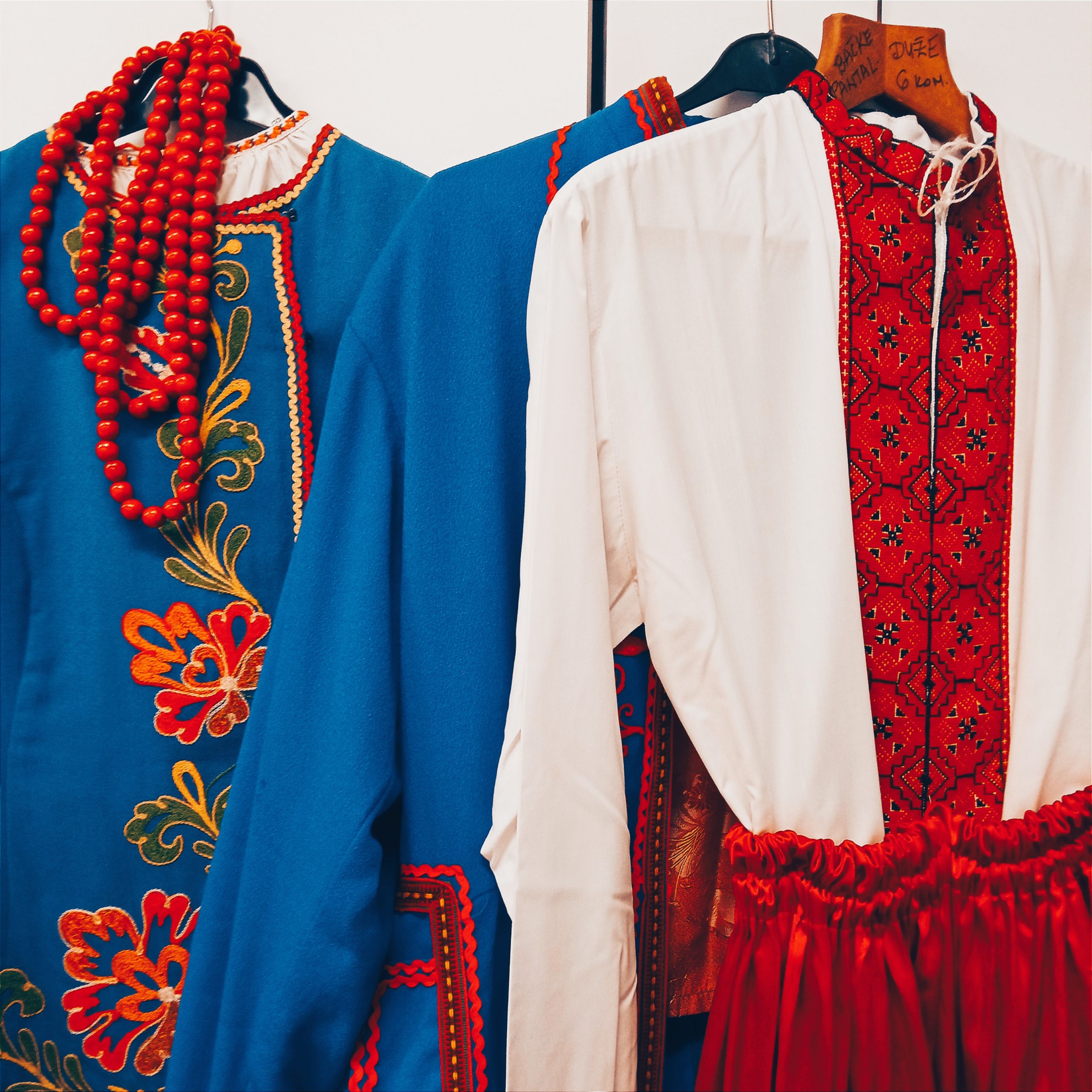 Ukrainian Folklore Society Ivan Senyuk - ICOM COSTUME - ICOM COSTUME
